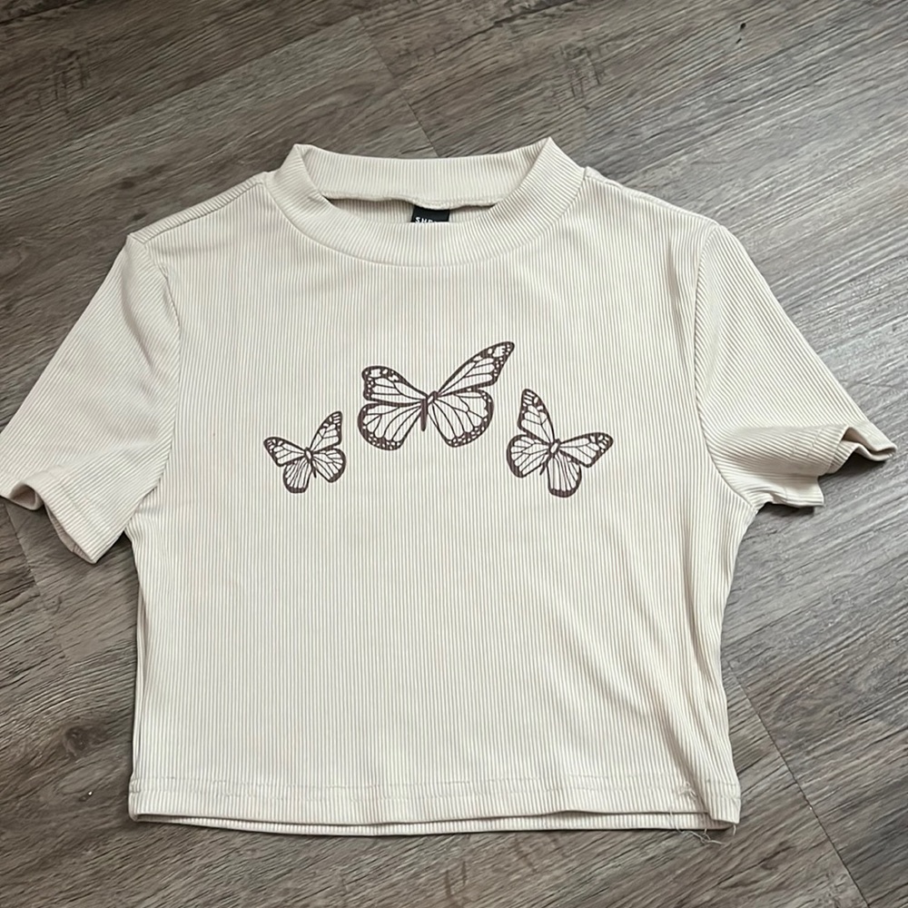 SHEIN cropped tee